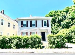 3 Meade St, Worcester, MA 01610