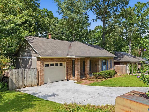 2nd image of 709 Mathis Dr SE