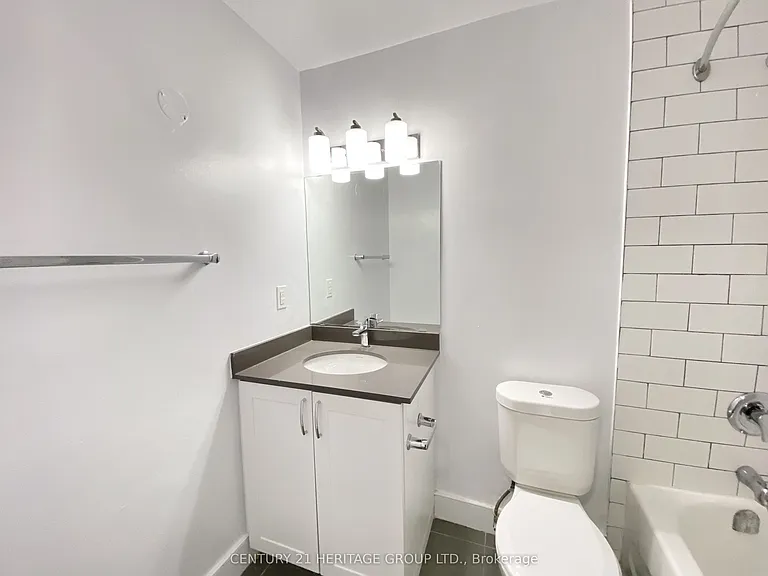 10 Garfella Dr #401 — Photo 9