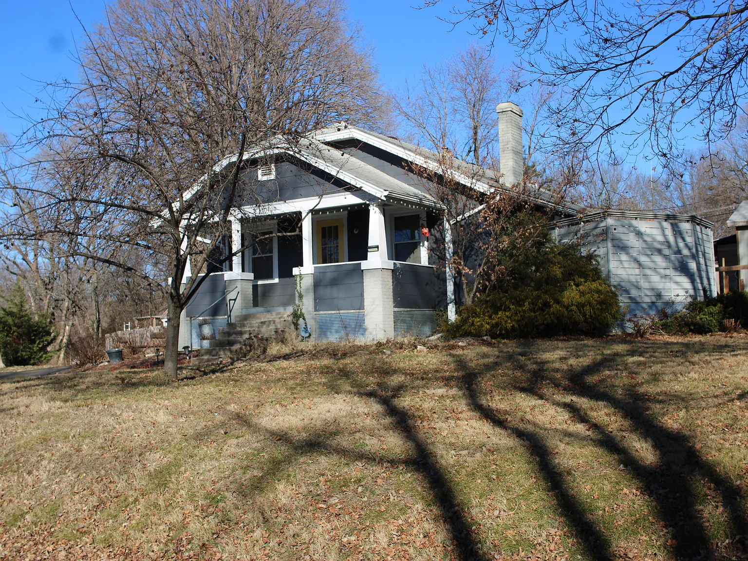 3 bed, 1500 sqft, $1,550 — Photo 2