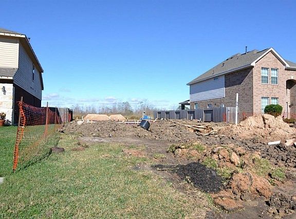 2nd image of 6610 Hawkins Hill Ln