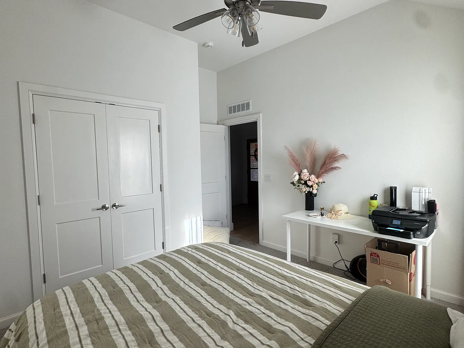 1 bed, 1768 sqft, $800 — Photo 3