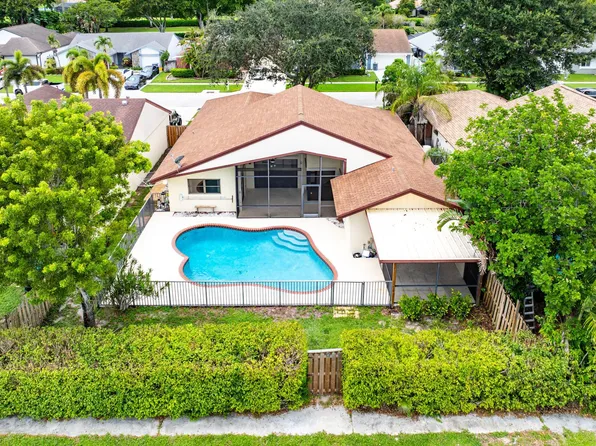 21423 Summertrace Circle, Boca Raton, FL 33428