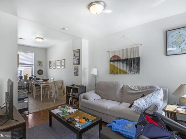 626 S 19th St #3F, Philadelphia, PA 19146