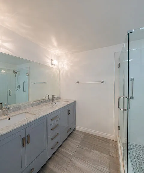 600 W Stocker St #117 — Photo 15