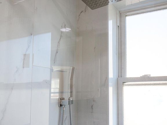 4th image of 3139 S Harlem Ave APT 1E