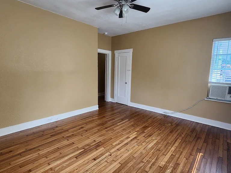 803 W Hollywood Ave — Photo 13