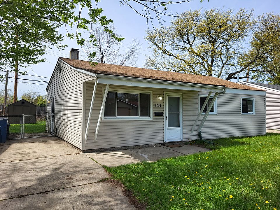 1st image of 2036 Alberta St