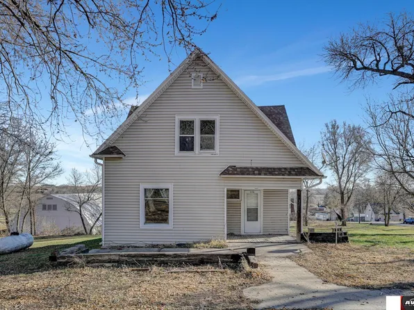 323 Walnut St, Otoe, NE 68417