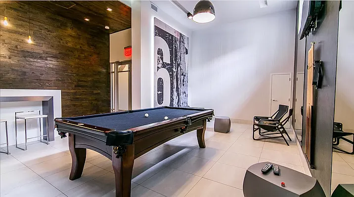 Rented by Nooklyn NYC LLC | media 24