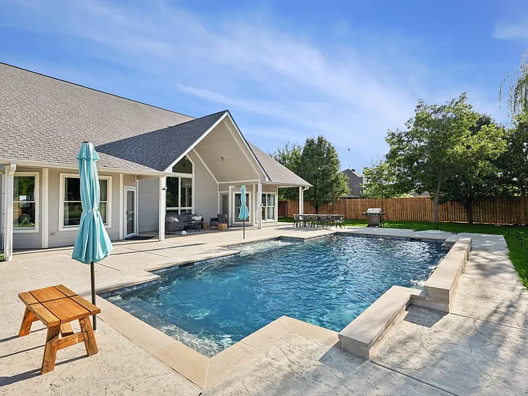 12161 Hill Country Cir — Photo 8