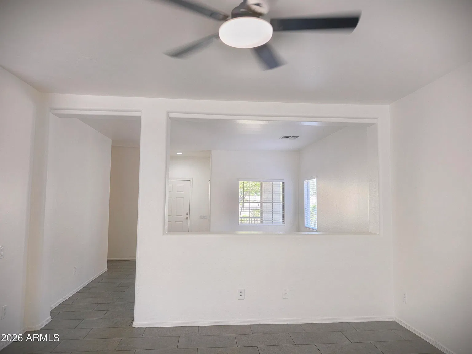 4 bed, 2.5 bath, 2000 sqft, $2,098 — Photo 3