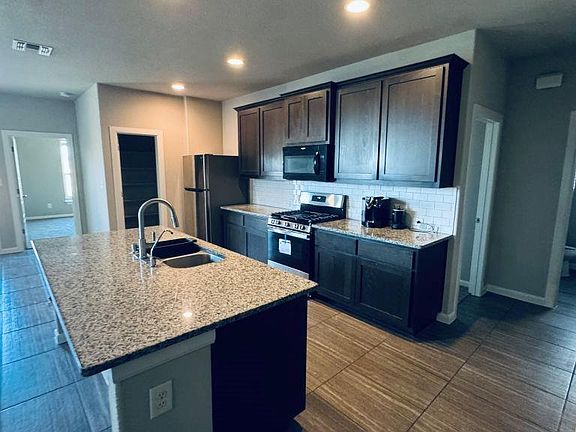 4th image of 7932 Castelardo Pl