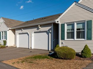 653 Ledgeview Ct UNIT 653, Southington, CT 06489