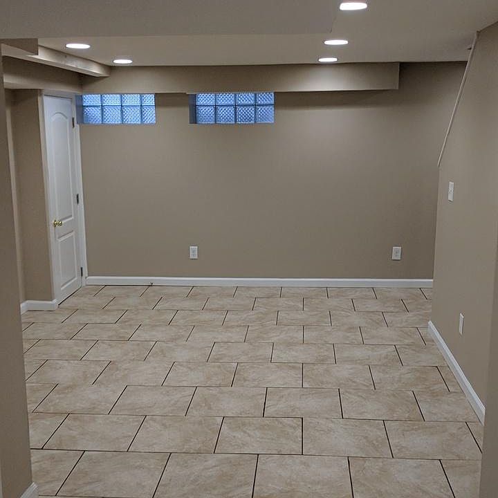 2nd image of 1300 Hillsway Ct