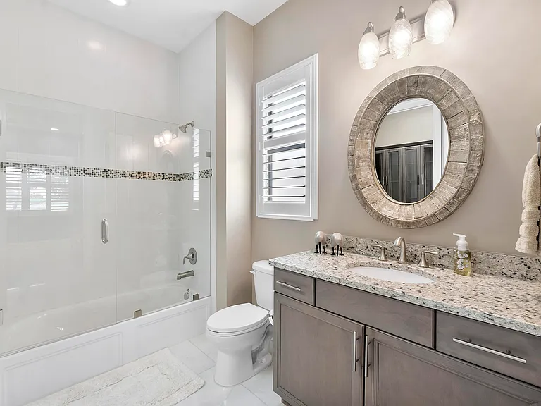11525 NW 81st Pl — Photo 49