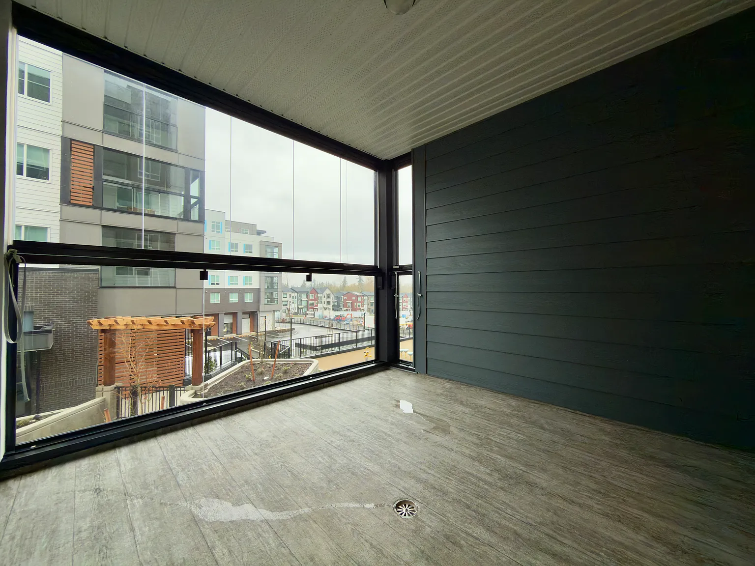 1 bed, 562 sqft, $1,925 — Photo 2