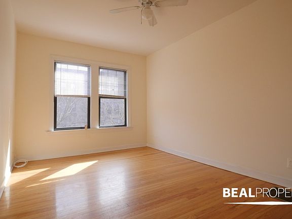 3rd image of 1200 W Wellington Ave #12002