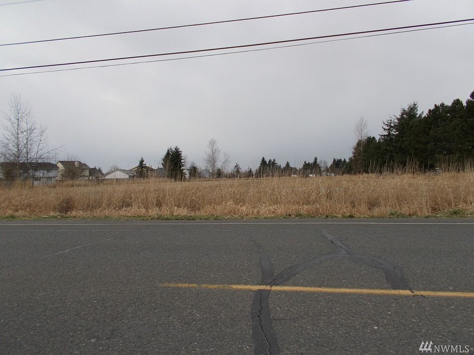 2nd image of 123 Watson N