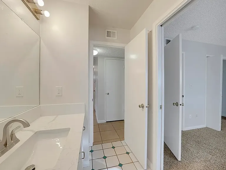 2297 N Polk St — Photo 19