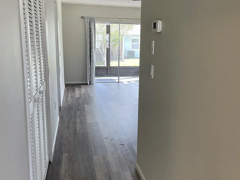 12512 Knollbrook Ln — Photo 22