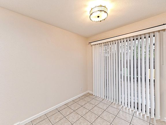 4th image of 5604 Woodrow Ave APT 16