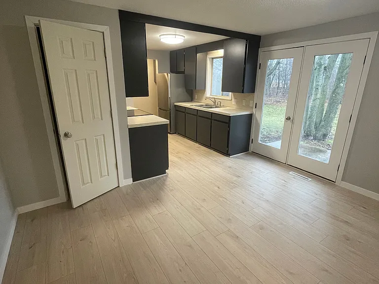 906 Waldo Ave #906 — Photo 1