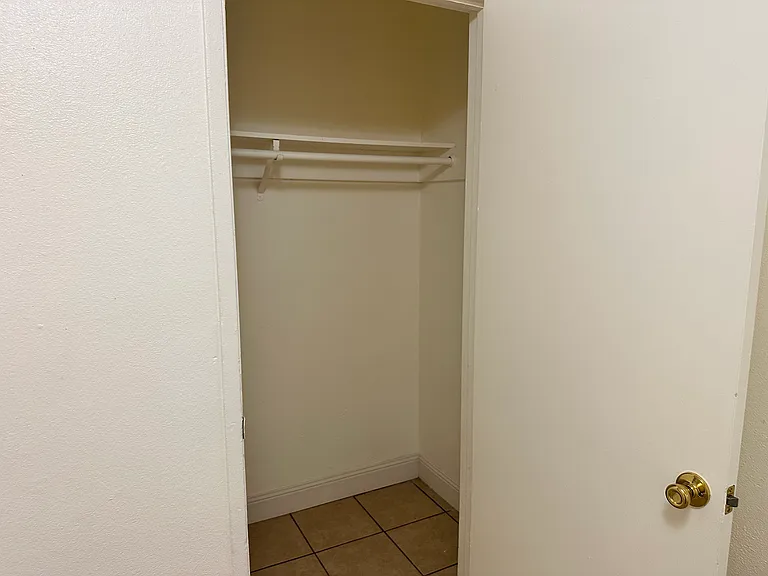 2129 S Union St #2129 — Photo 9