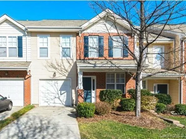 10921 Princeton Village Dr, Charlotte, NC 28277