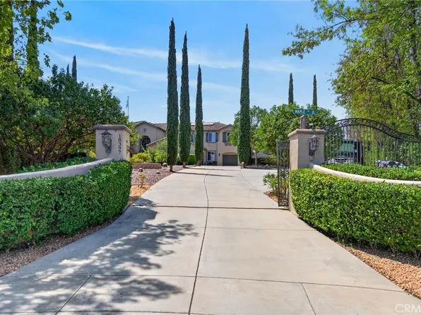 18397 Swallowtail Ln, Riverside, CA 92504
