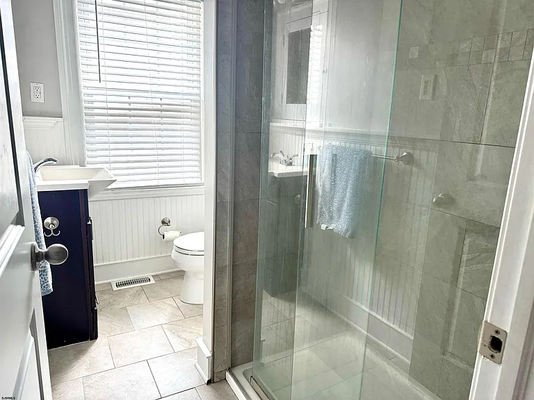 108 N Jasper Ave #A — Photo 9