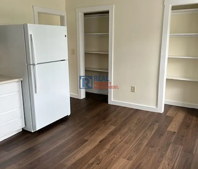 56 Lantern Ln #4 — Photo 3