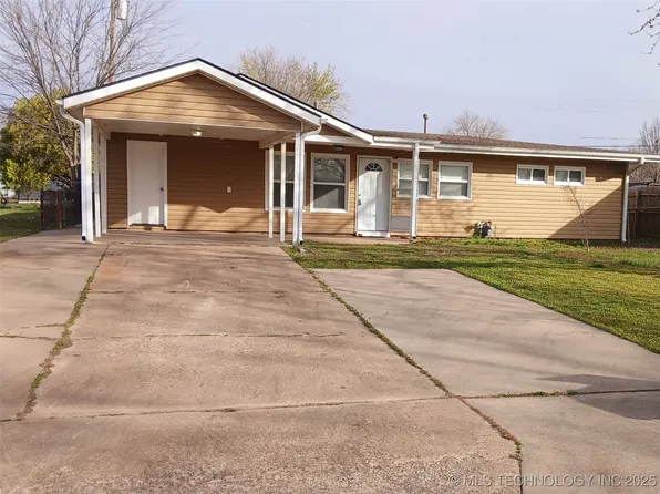 407 Lahoma Dr, Bartlesville, OK 74003