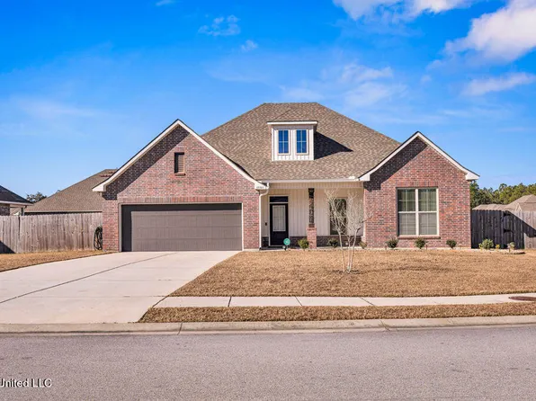 12803 Jackson Lee Dr, Ocean Springs, MS 39564
