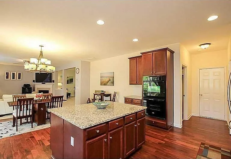 1277 Sailwind Ct — Photo 5