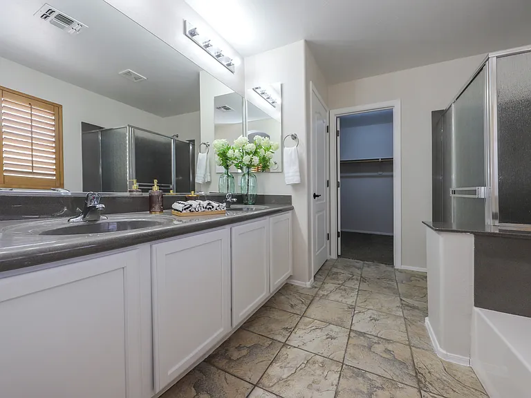 1680 W Homecoming Way — Photo 26