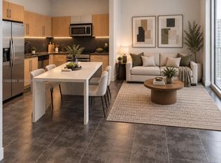 @ Metropolitan Miami, Miami, FL 33131