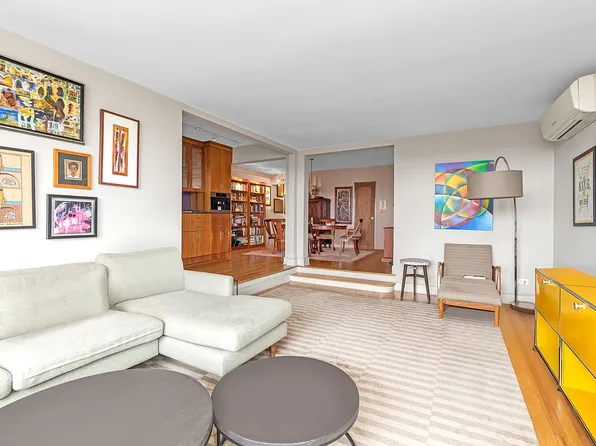 79-10 34th Ave #7-X, Queens, NY 11372