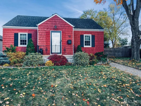 17 Fisher Ave, Middlesex, NJ 08846