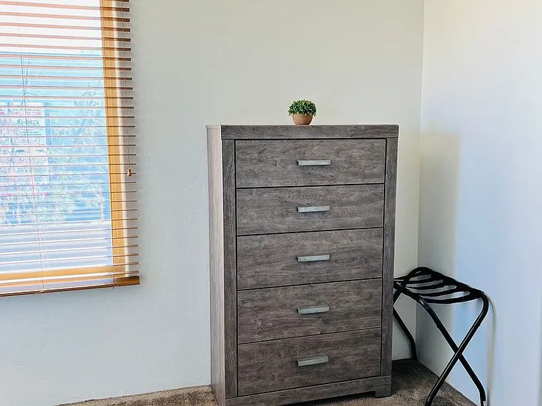 2090 Cascadia Dr — Photo 15