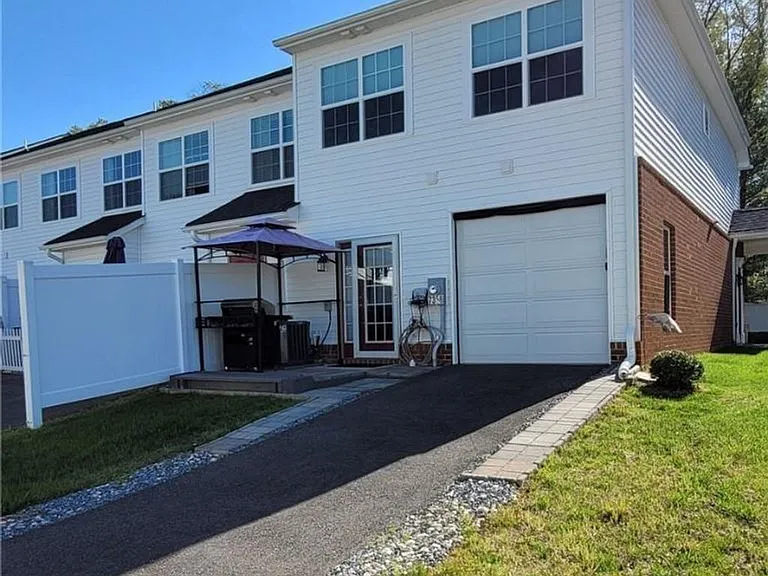 7358 Pebble Lake Dr #1 — Photo 20