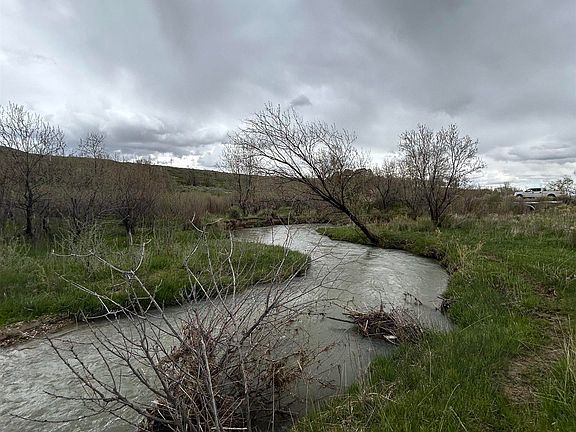 5th image of 20 Road