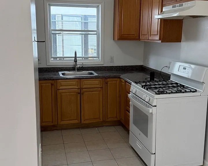 51 Godwin Ave #2 — Photo 10