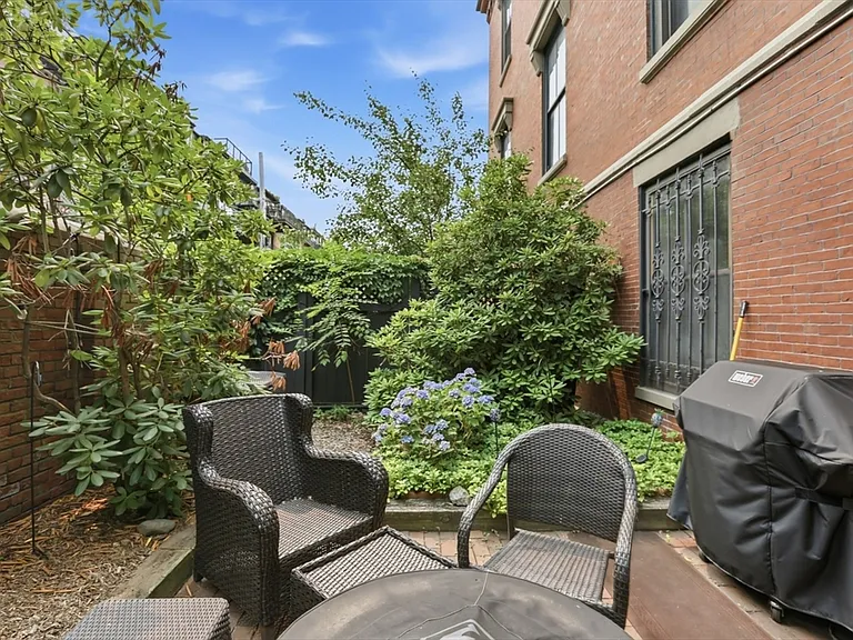 130 Appleton St #1E — Photo 15