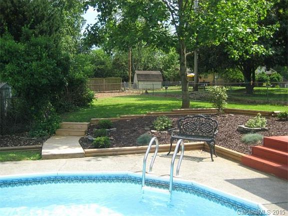 5th image of 608 Harmony Dr