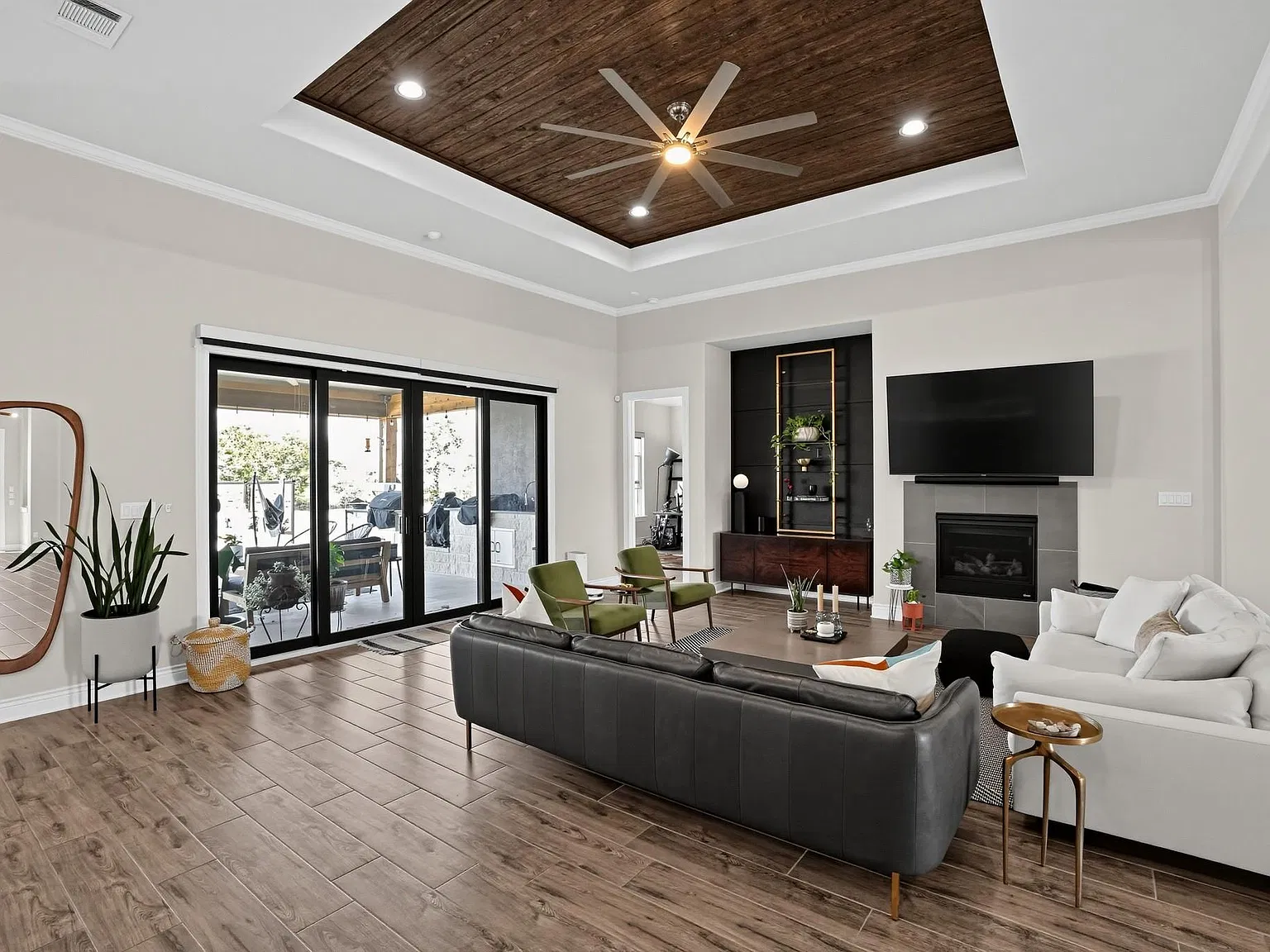 4 bed, 3.5 bath, 3556 sqft, $6,800 — Photo 4