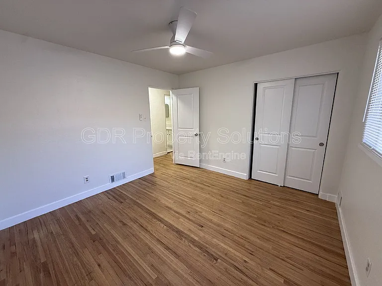 1317 Espanola St NE — Photo 13