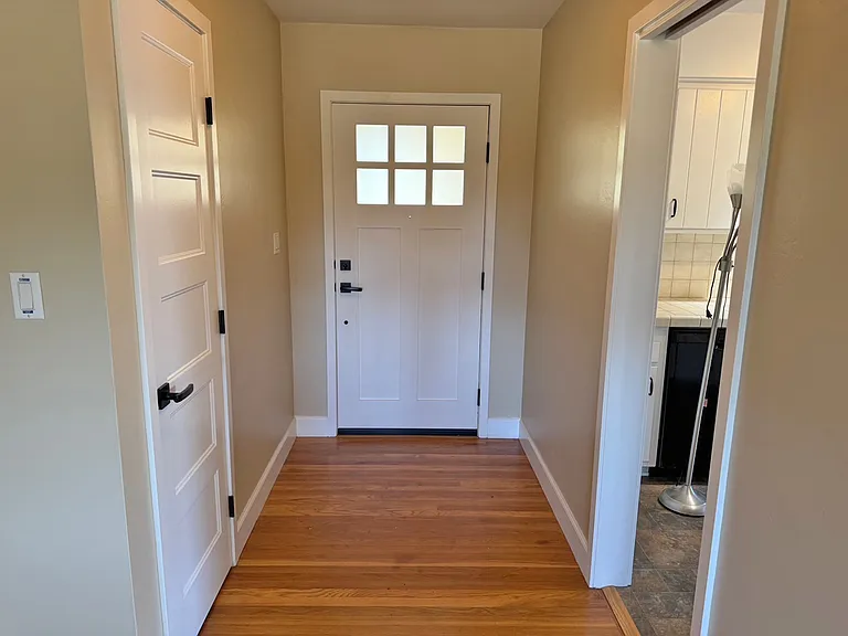 9655 Jimzel Rd — Photo 17