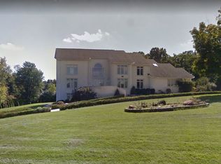 6321 Anslow Dr, Troy, MI 48098
