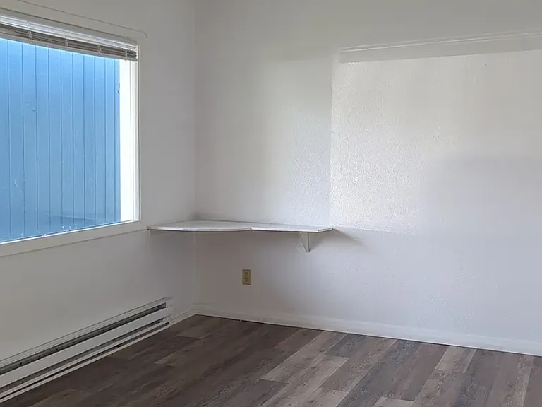 2812 Cottonwood Ave — Photo 13